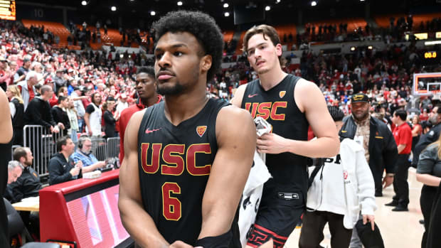 Bronny James following a USC matchup this season.